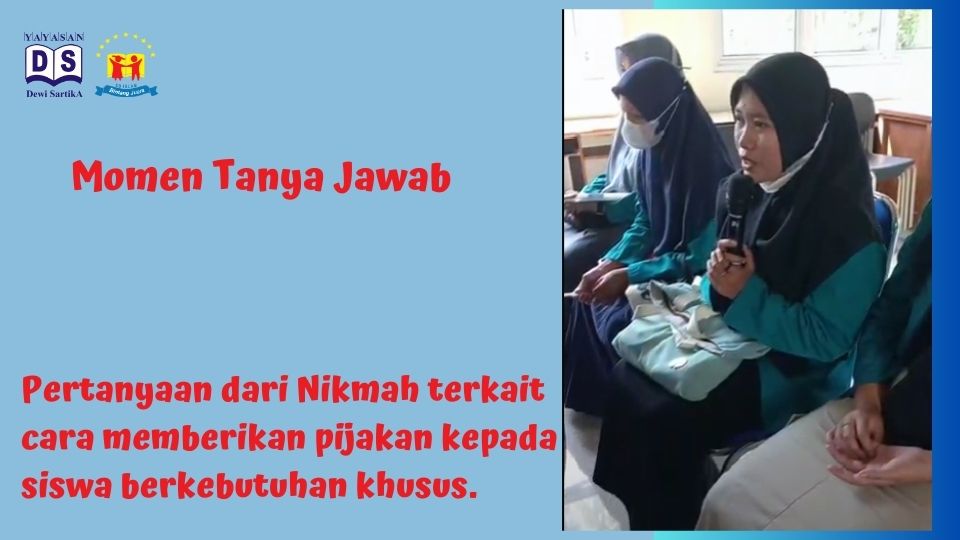 cara guru SD Islam Bintang Juara memberikan pijakan